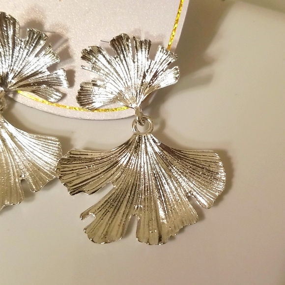 3 for $15 Silver Ginkgo Leaf Earrings - Picture 4 of 5
